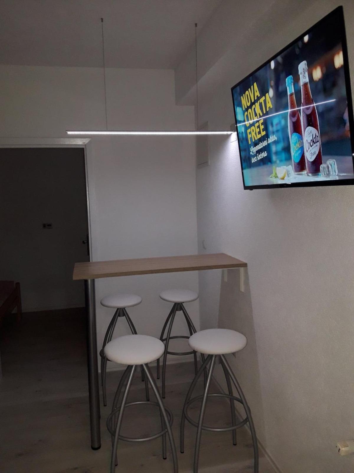 Kaca Apartmani 1 Баня-Лука Экстерьер фото